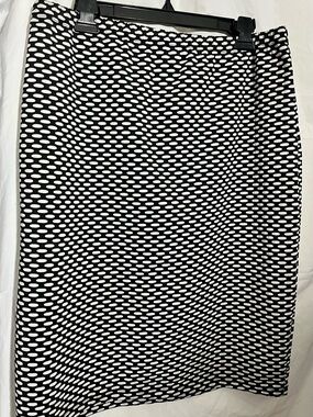 Blush Black and White Geometric Pencil Skirt